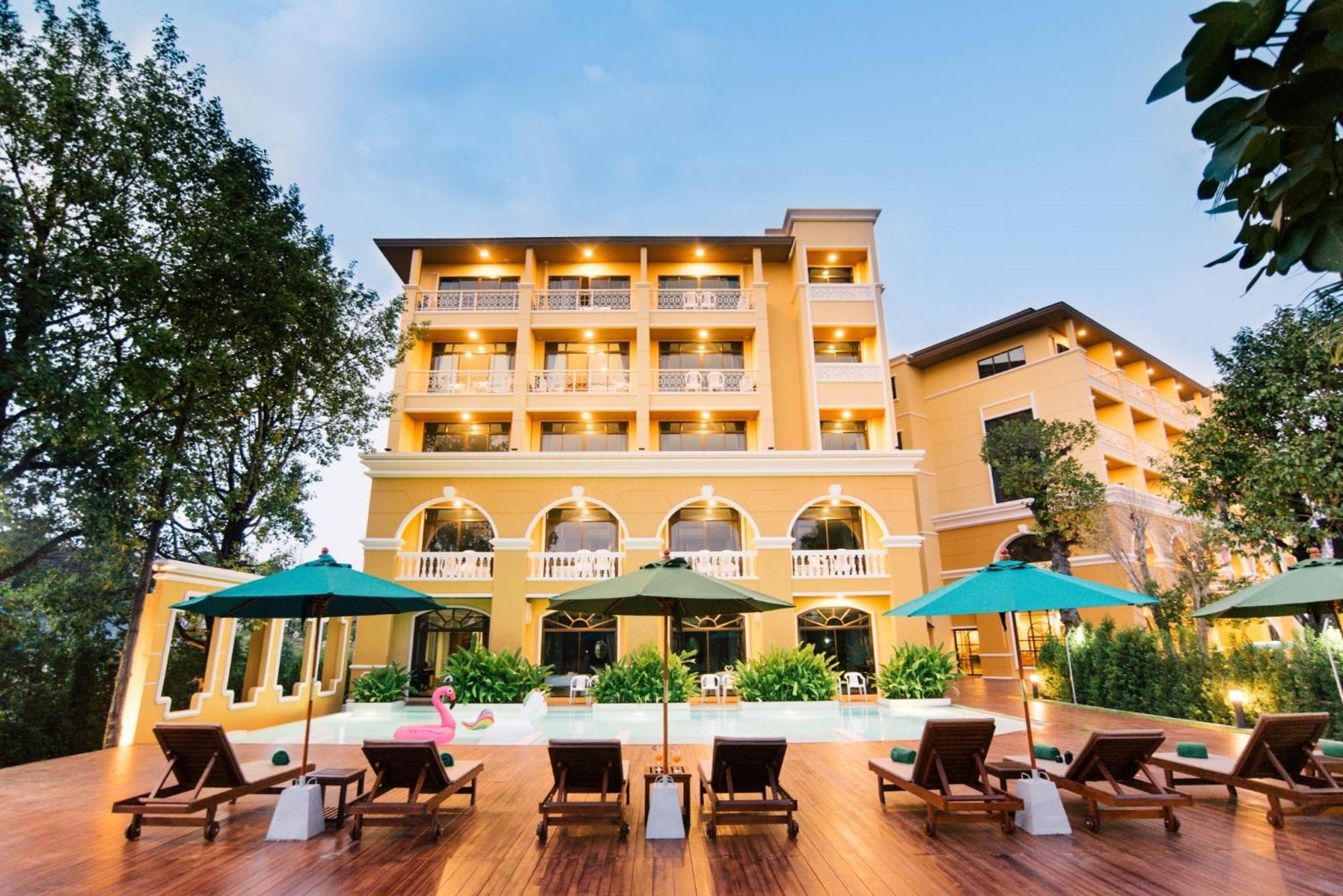 The Pineapple Hotel Krabi town Buitenkant foto