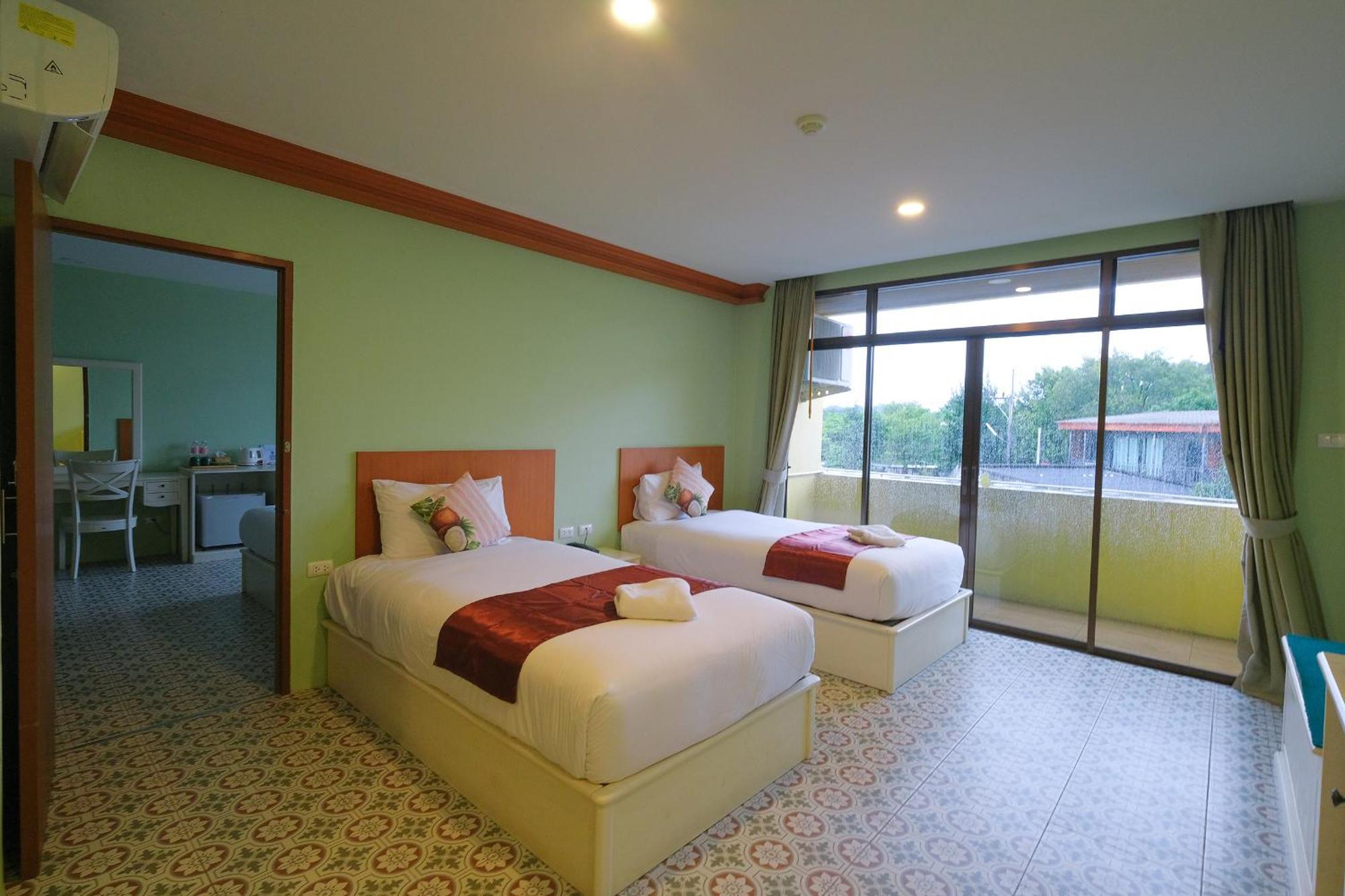 The Pineapple Hotel Krabi town Buitenkant foto