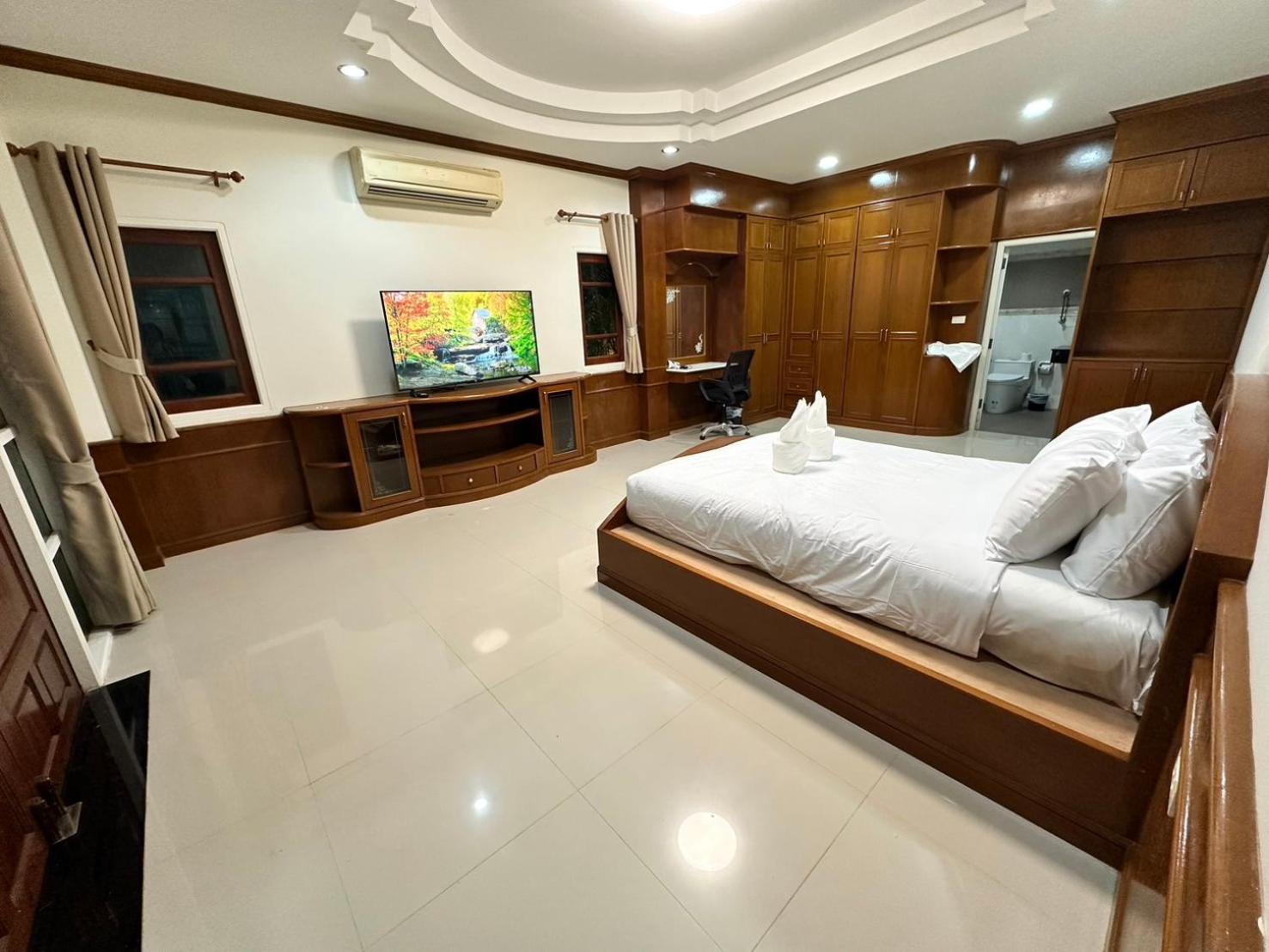The Pineapple Hotel Krabi town Buitenkant foto