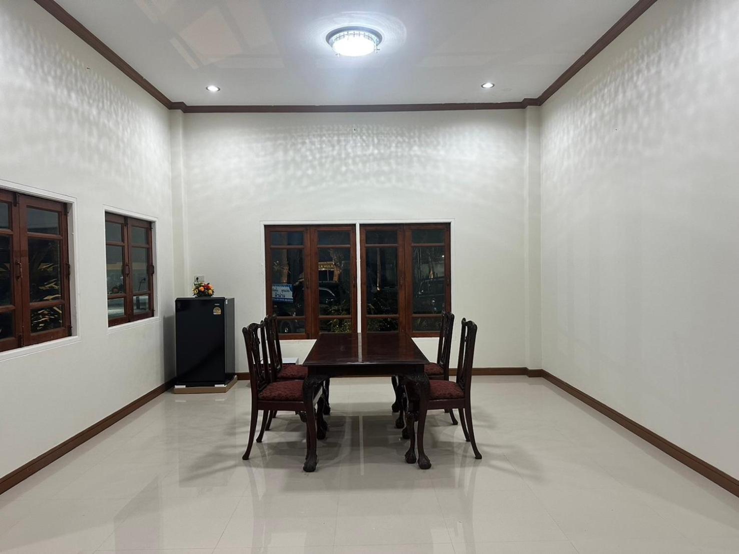 The Pineapple Hotel Krabi town Buitenkant foto